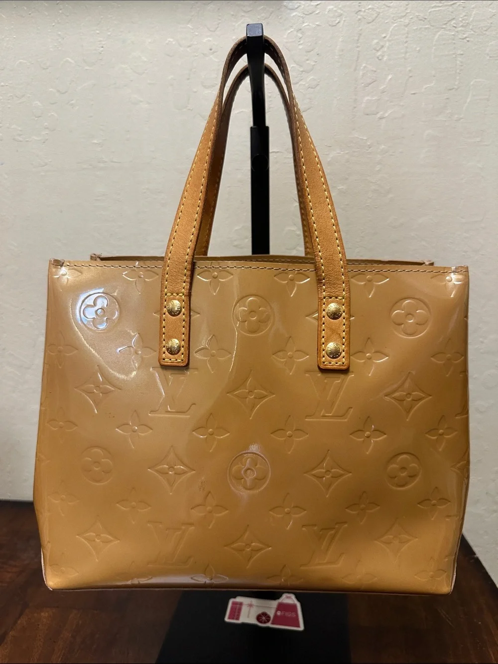 Louis Vuitton PM Reade in Dark Beige